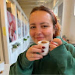 Meet your Posher, Alyssa